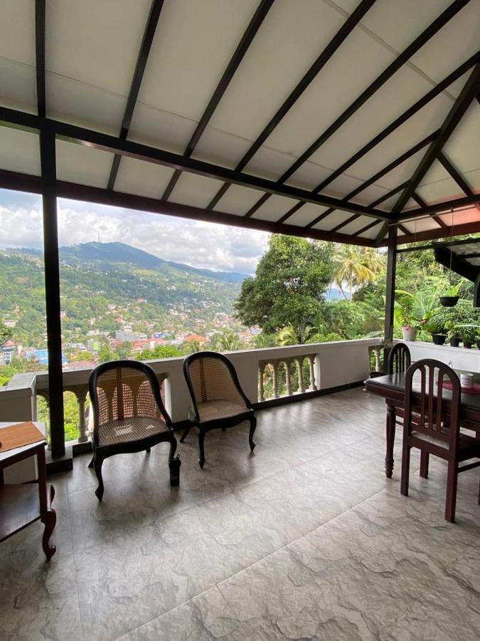 The Bbc Cheliyan Villa キャンディー エクステリア 写真