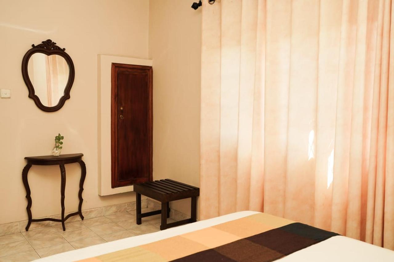 The Bbc Cheliyan Villa キャンディー エクステリア 写真