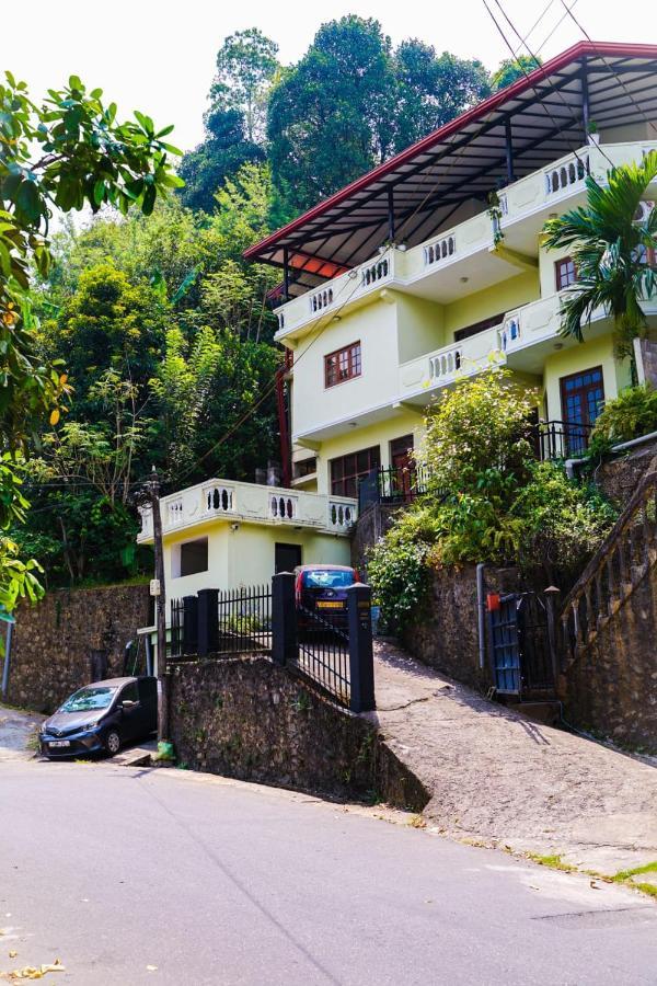 The Bbc Cheliyan Villa キャンディー エクステリア 写真